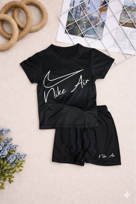 بدلة nike ولادي